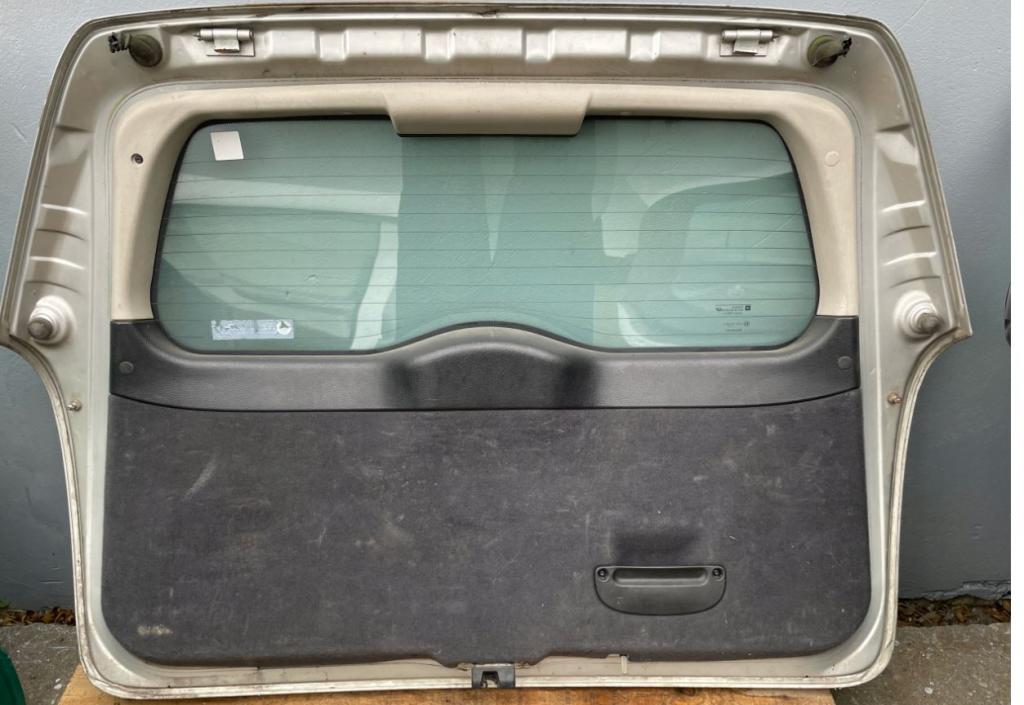 Opel Astra II 1998-2009 combi 2.0 DTI diesel MT 74 kW 1999  Kapota zadná (kufor)