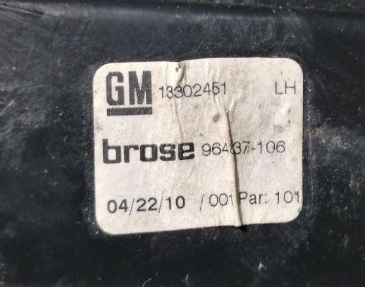 Opel Insignia A 2008-2017 hatchback 2.0 CDTI diesel MT 118 kW 2009  Mechanizmus sťahovania okna zadný ľavý 13302451 13302456