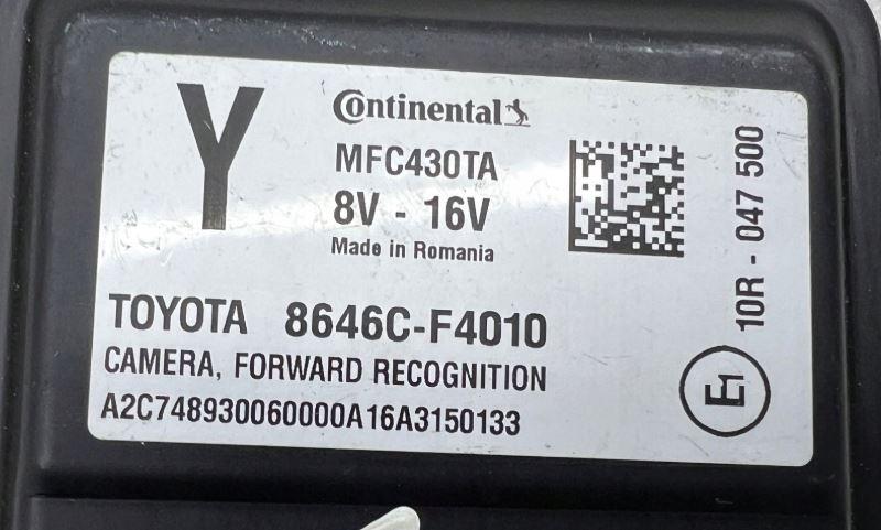 Toyota C-HR I 2016-2023 X1 crossover   Kamera predná 8646C-F4010