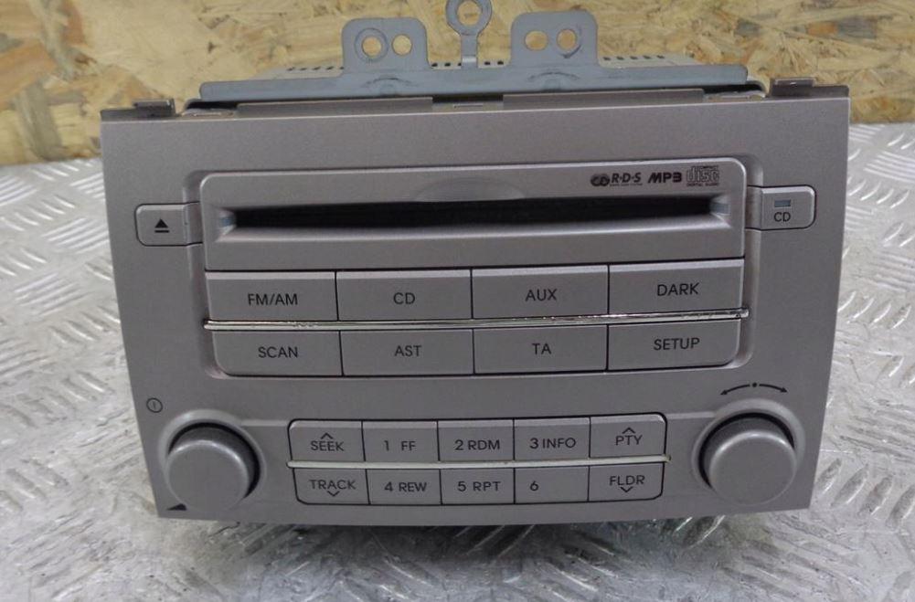 Hyundai I20 I 2008-2014 hatchback 1.1 CRDI diesel 55 kW 2013  Rádio 96100-1J202