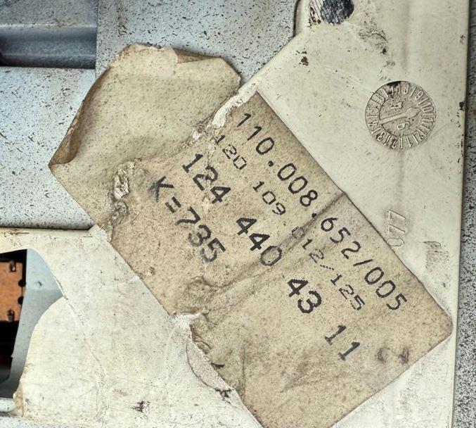 Mercedes 124 sedan 2.5 D diesel MT 69 kW 1992  Prístrojová doska 1244404311