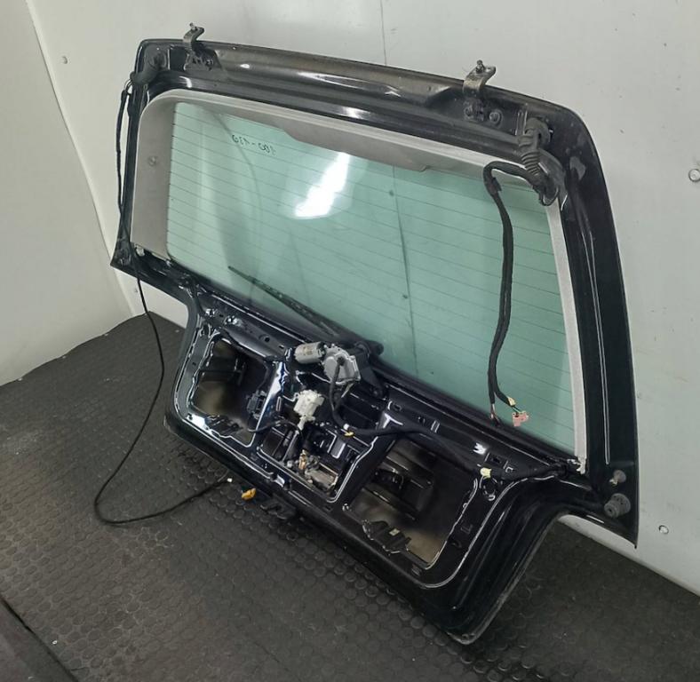 Volkswagen Golf IV 1997-2003 hatchback  5d   Kapota zadná (kufor) LC9Z