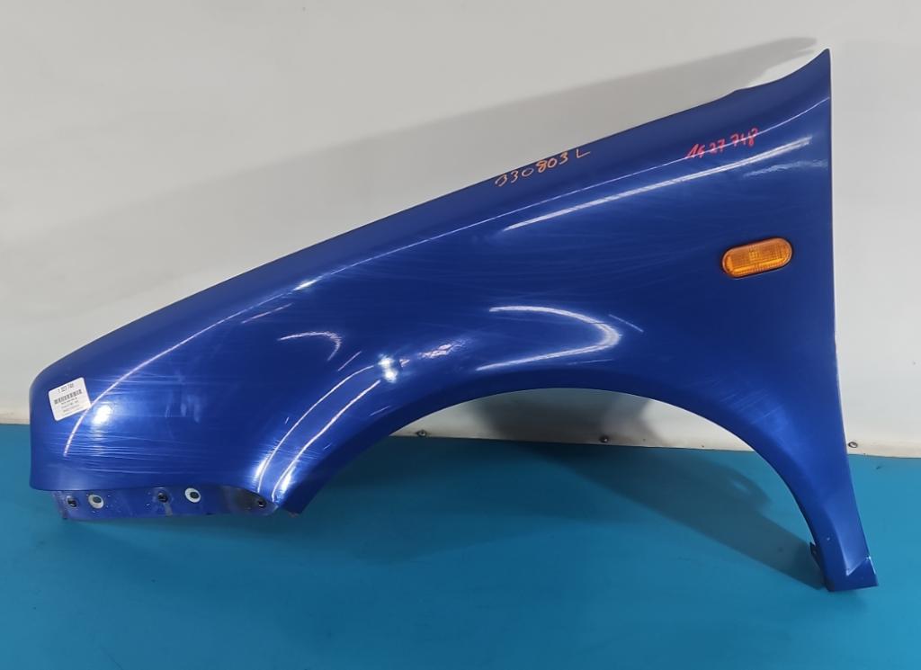 Volkswagen Golf IV 1997-2003 hatchback 1.6 SR petrol MT 74 kW 1998  Blatník predný ľavý