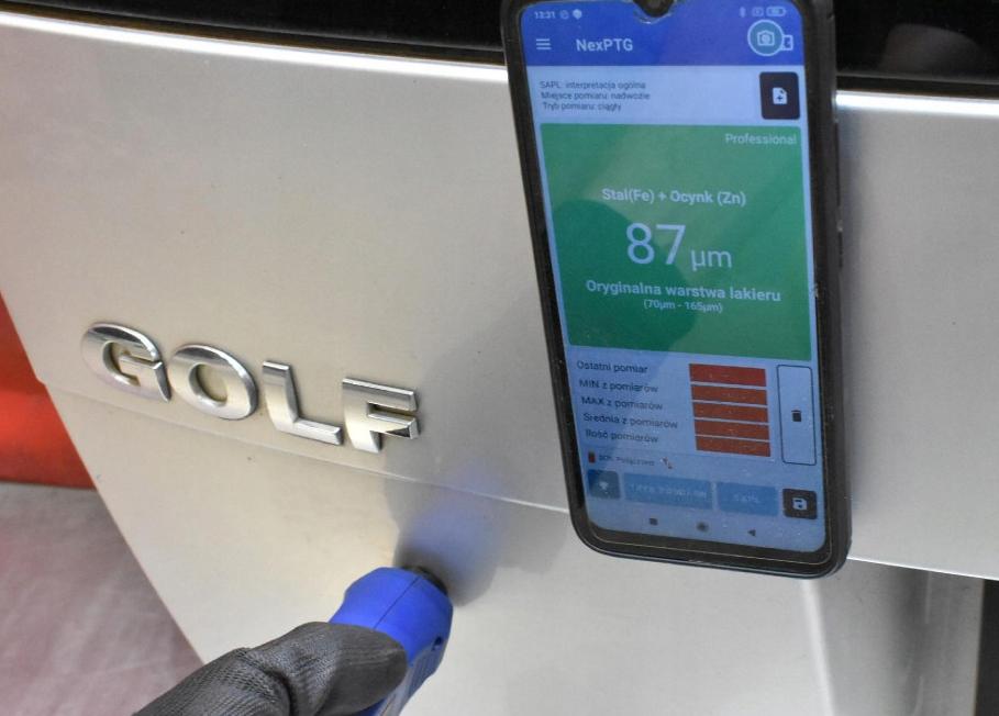 Volkswagen Golf IV 1997-2003 combi 2.0 8v petrol MT 85 kW 2002 Kapota zadná (kufor)