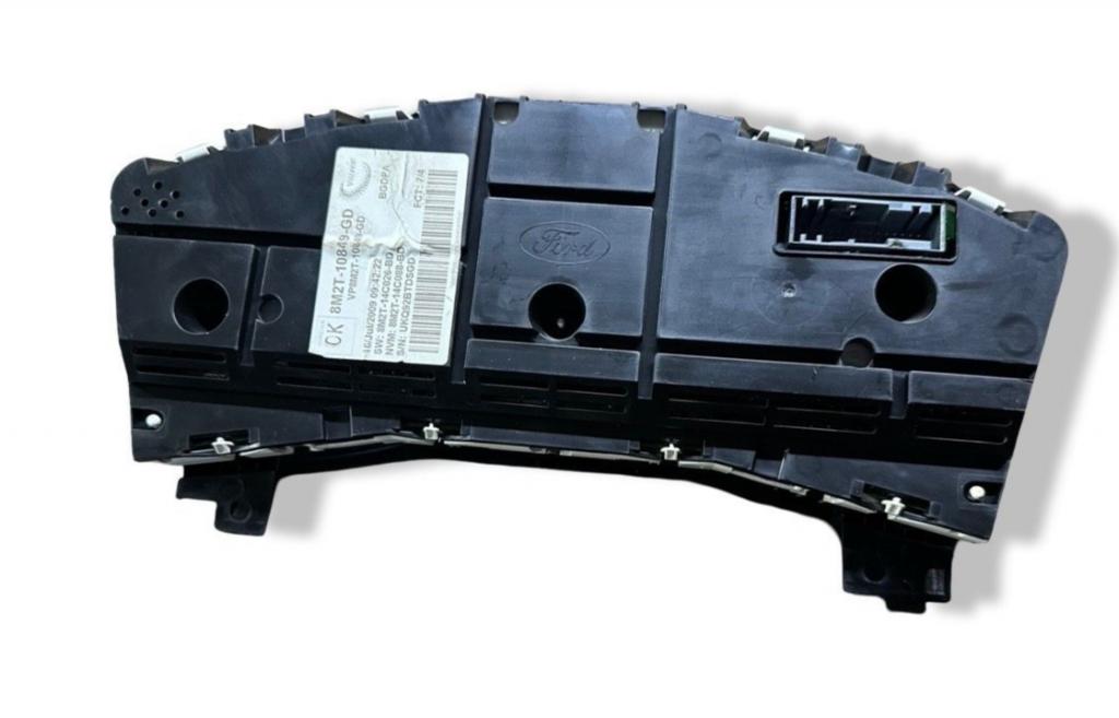 Ford Mondeo Mk4 2007-2014 2008  Prístrojová doska 8M2T-10849-GD