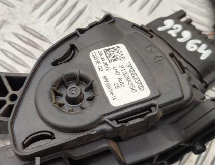 Volvo XC90 I 2002-2014 hatchback 2.4 D5 diesel AT 147 kW 2011  Potenciometer plynového pedálu 31329056