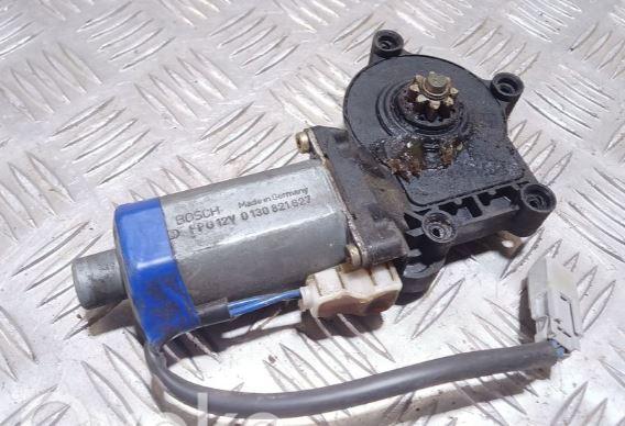 Rover 600 sedan 2.0 TD diesel MT 77 kW 1999  Motorček okien predný pravý 0130821627