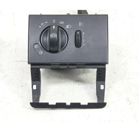 Mercedes Vito W639 2003-2014 2.2 CDI diesel MT 110 kW 2003  Prepínač svetiel A6395450204