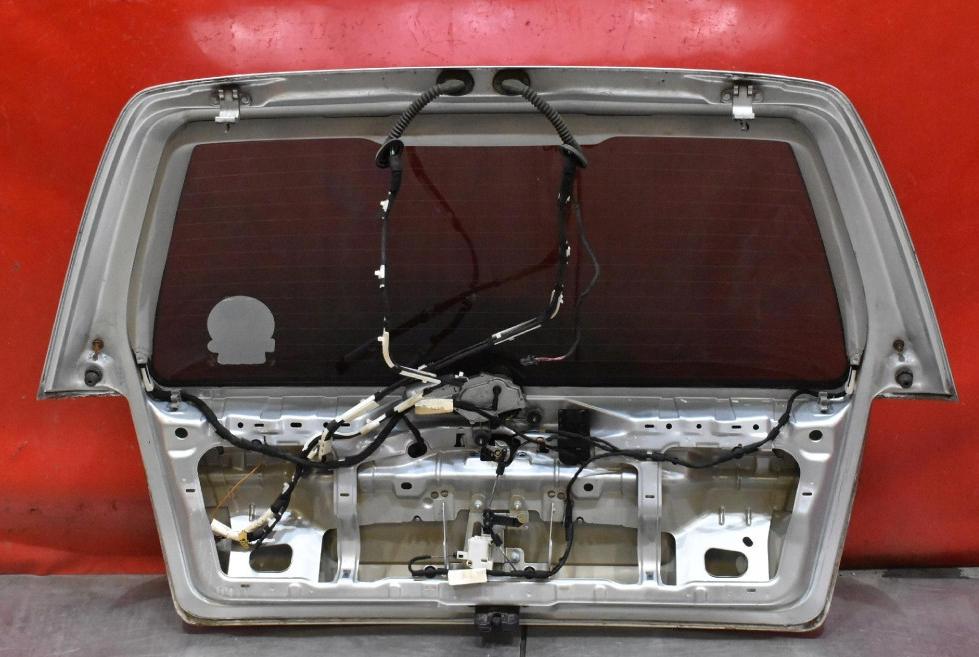 Volkswagen Golf IV 1997-2003 combi 2.0 8v petrol MT 85 kW 2002 Kapota zadná (kufor)