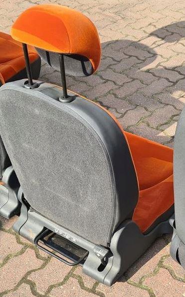 Citroen C2 hatchback 1.1 petrol MT 44 kW 2004  Sedadlo predné pravé