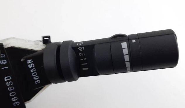 Nissan Navara III 2014- D23 pickup   Prepínacie páčky pod volantom 479453X10A 255605X03A 35100099