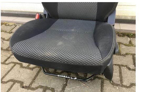 Suzuki Vitara III 2015- hatchback 1.6 16v petrol AT 88 kW 2018  Sedadlo predné ľavé