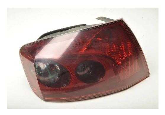 Peugeot 407 sedan 2.0 16v petrol AT 103 kW 2007  Svetlo zadné ľavé