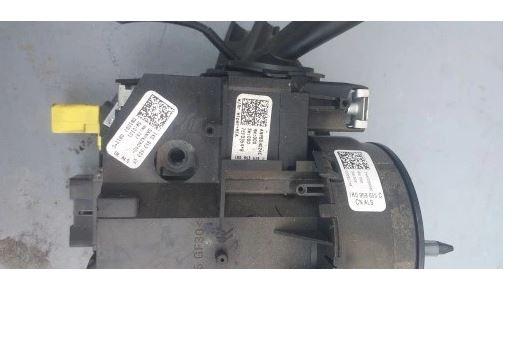 Volkswagen Tiguan I 2007-2016 hatchback 2.0 TDI diesel MT 103 kW 2009  Prepínacie páčky pod volantom 1K0953549BF 1K0953503EF