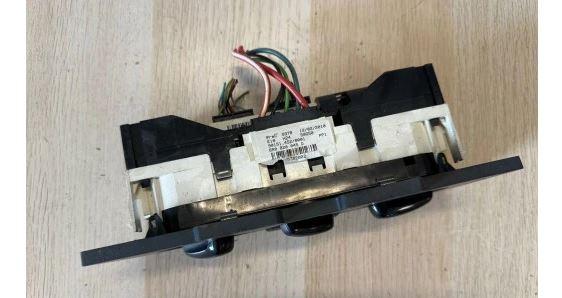 Volkswagen Polo V 6R 2009-2017 hatchback 1.2 petrol MT 44 kW 2009  Panel kúrenia/klimatizácie 6R0820045D