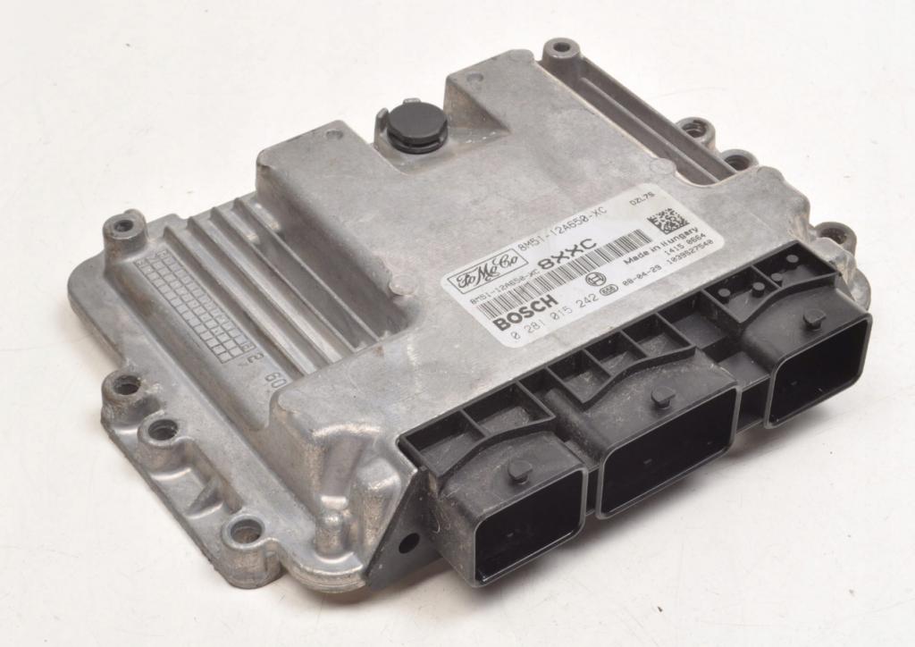 Ford Focus Mk2 2004-2011 hatchback 1.6 TDCI diesel MT 80 kW 2008  Riadiaca jednotka motora 8M51-12A650-XC 0281015242