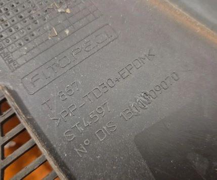 Peugeot Bipper hatchback 1.4 HDI diesel MT 50 kW 2010  Torpédo (plast pod čelným sklom) 1311909070