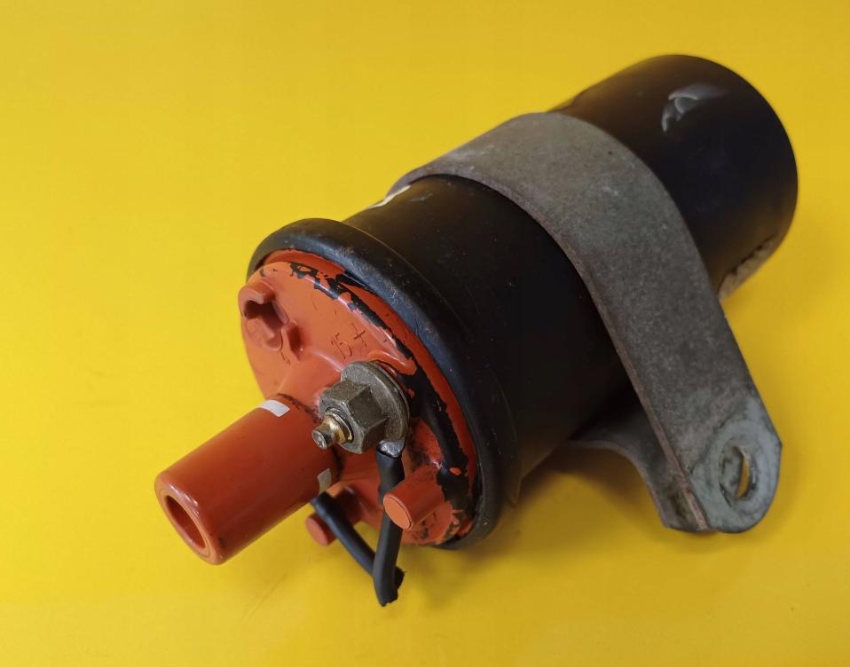 BMW 7 E32 1987-1995 sedan 3.0 12v petrol AT 138 kW 1992  Zapaľovacia cievka 0221118335