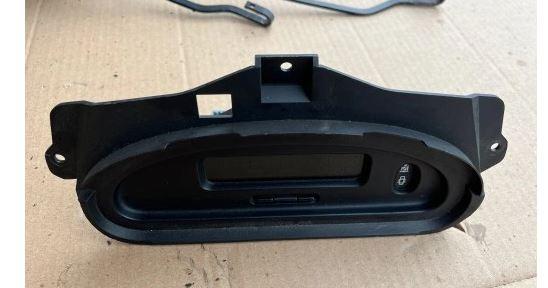 Renault Scenic I 1996-2003 hatchback 1.6 16v petrol MT 79 kW 2002  Displej P8200028364A