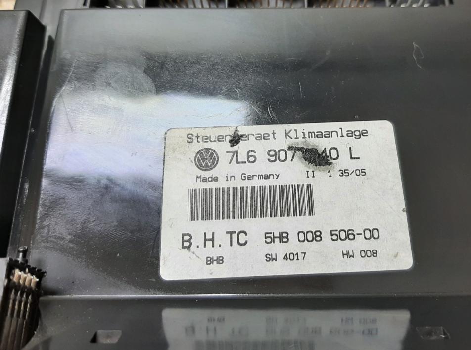 Volkswagen Touareg I 2002-2010 hatchback 5.0 TDI V10 diesel AT 230 kW 2004  Panel kúrenia/klimatizácie 7L6907040L