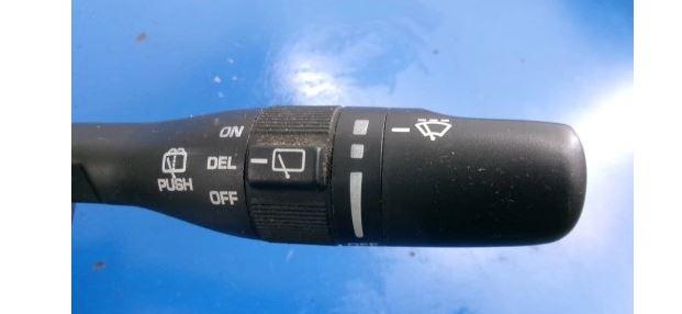 Jeep Grand Cherokee WJ 1998-2004 hatchback 2.7 CRD diesel AT 120 kW 2002  Prepínacie páčky pod volantom 56042774AE