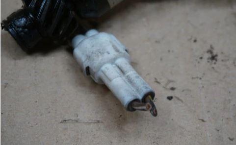 Suzuki Vitara I 1988-1998 hatchback 1.6 petrol MT 60 kW 1990  Rozdeľovač 33100-60A20