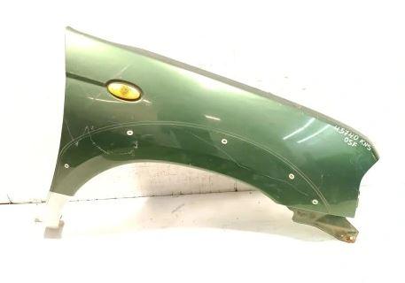 Nissan Navara II  D22  Blatník predný pravý