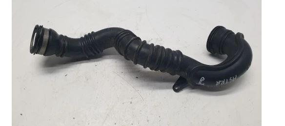 Opel Adam 2012-2019 M13 hatchback 1.7 CDTI diesel MT 81 kW 2010  Hadica chladenia vzduchu 13265280