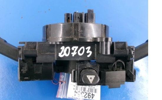 Jeep Grand Cherokee WJ 1998-2004 hatchback 2.7 CRD diesel AT 120 kW 2002  Prepínacie páčky pod volantom 56042774AE