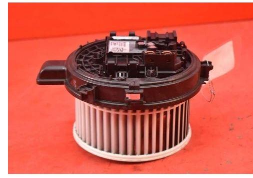 Opel Astra V 2015- combi 1.6 CDTI diesel MT 81 kW 2018  Ventilátor kúrenia F011500116