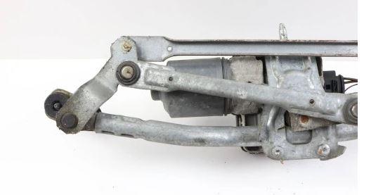 Audi A3 8P 2003-2012 hatchback 1.6 petrol MT 75 kW 2003 Mechanizmus stieračov predný pravý 8P1955119C 0390241911