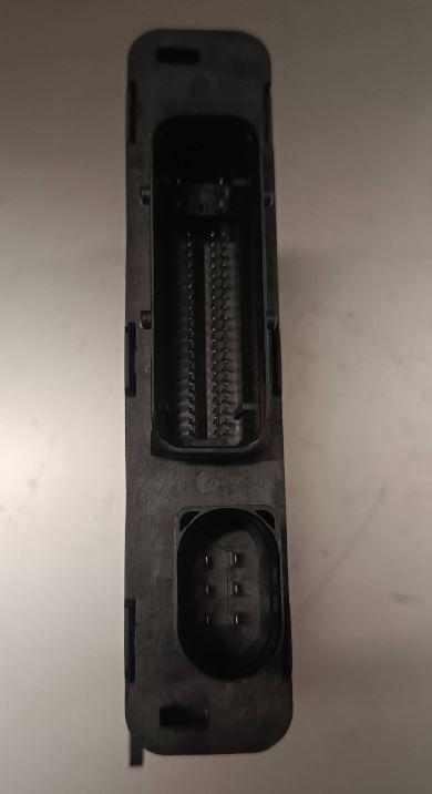 Audi A8 D3 2002-2009 sedan 6.0 W12 petrol AT 331 kW 2005  Modul KESSY 4E0907181A ,  5WK47013