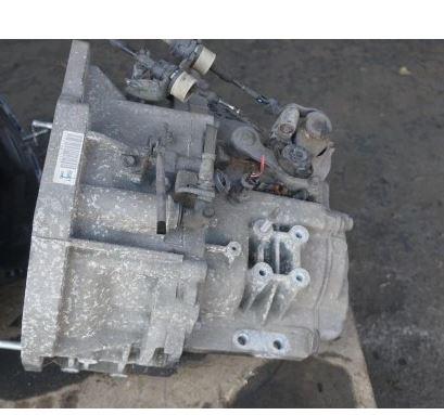 Suzuki SX4 I 2006-2014 hatchback 1.6 DDIS diesel MT 66 kW 2007  Prevodovka manuálna 69K1