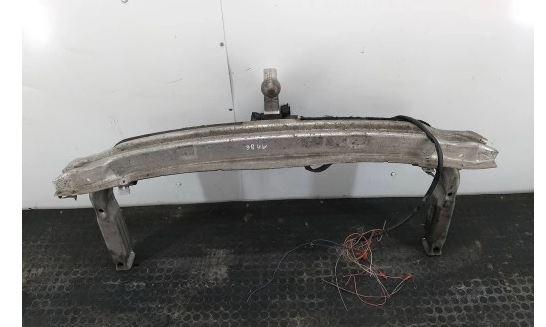 Audi A4 B6 2000-2004 sedan 1.9 TDI diesel MT 96 kW 2003  Ťažné zariadenie 8E0807309D AD469A