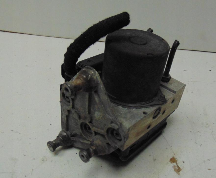 Mercedes Vito W639 2003-2014 hatchback 2.2 CDI diesel MT 85 kW Pumpa ABS A0014468989 0265230405 0265951106