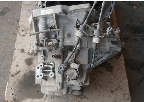 Suzuki SX4 I 2006-2014 hatchback 1.6 DDIS diesel MT 66 kW 2007  Prevodovka manuálna 69K1