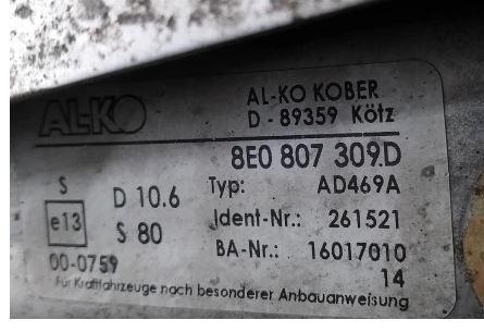 Audi A4 B6 2000-2004 sedan 1.9 TDI diesel MT 96 kW 2003  Ťažné zariadenie 8E0807309D AD469A