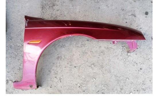 Alfa Romeo 156 sedan 1.6 16v petrol 88 kW 1998  Blatník predný pravý