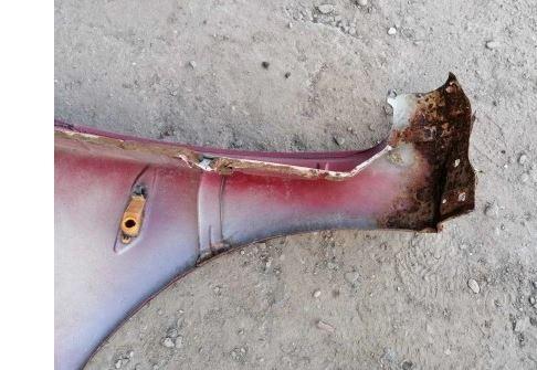 Alfa Romeo 156 sedan 1.6 16v petrol 88 kW 1998  Blatník predný pravý