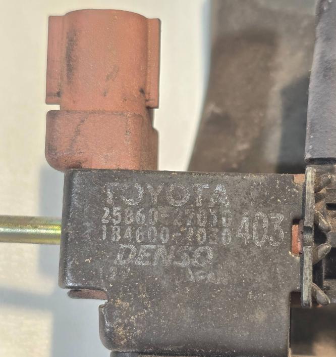 Toyota Rav4 II 2000-2005 Snímač tlaku 25860-27010