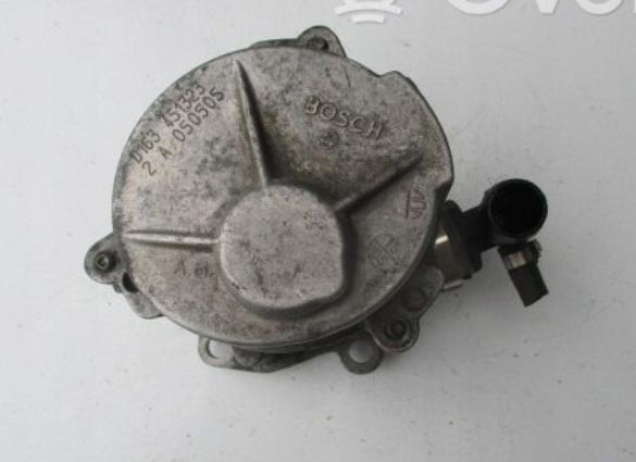 Nissan Primera P12 2001-2007 sedan 1.9 DCI diesel MT 88 kW 2003  Vákuová pumpa D163451323