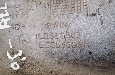 Seat Toledo I 1991-1998 hatchback 1.8 petrol MT 66 kW 1997  Lišta nárazníka 1L0853668