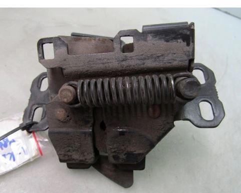 Mercedes A W168 1997-2004 hatchback 1.4 petrol MT 60 kW 1998  Zámok prednej kapoty A1688800160