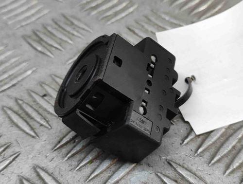 Ford C-Max I 2003-2010 hatchback 2.0 TDCI diesel MT 100 kW 2003  Vložka (vklad) spínacej skrinky 3M5T11572AC