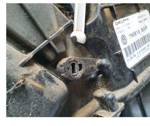 Volkswagen Transporter T5 2003-2015 hatchback 2.5 TDI diesel MT 96 kW 2004  Radiátor kúrenia 7H0819004C