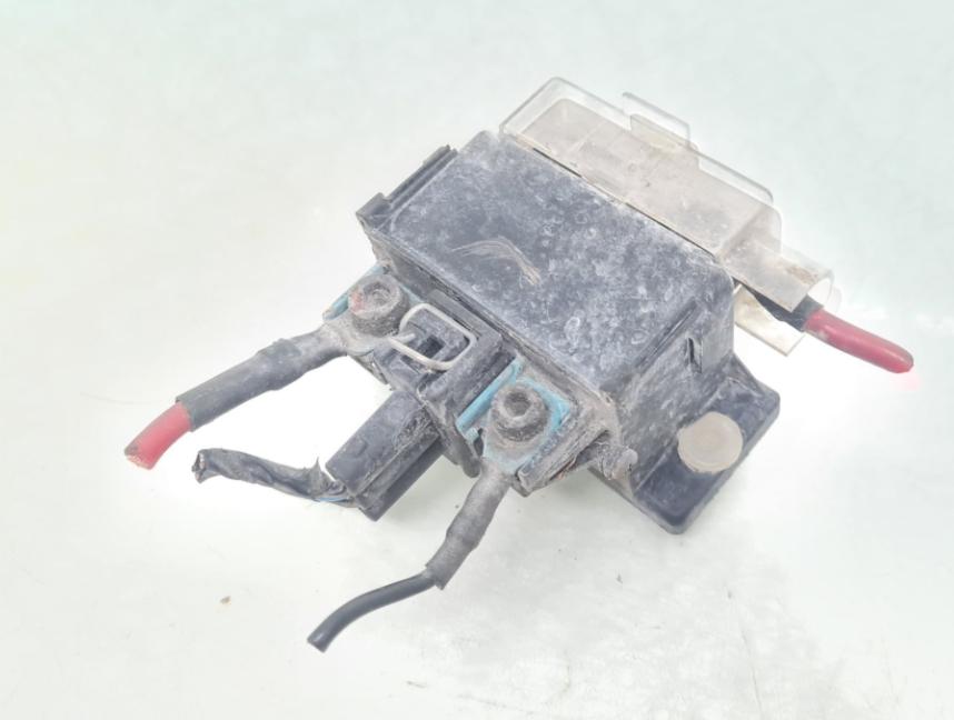 Volkswagen Golf III 1991-1998  Relé 191911261B 8999011