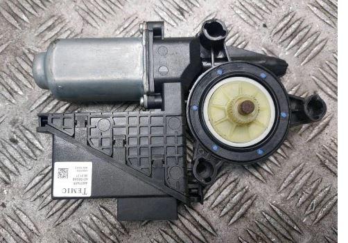 Skoda Fabia I 1999-2007 hatchback 1.2 petrol MT 40 kW 2004  Motorček okien predný ľavý 6Y1959801