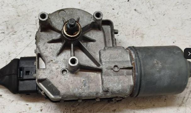 Audi A8 D3 2002-2009 sedan 3.0 TDI diesel AT 171 kW 2004  Motorček stieračov predný 4E2955119C 4E2910113C 0390241861