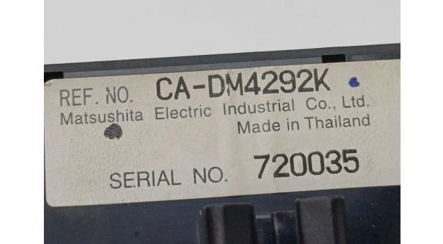 Mazda 6 I GG 2002-2007 combi 2.0 16v petrol MT 104 kW 2003  Displej CADM4292K