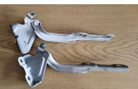 Opel Mokka A 2012-2019 hatchback 1.4 T petrol AT 103 kW 2014  Záves zadnej kapoty ľavýa a pravy  95421581